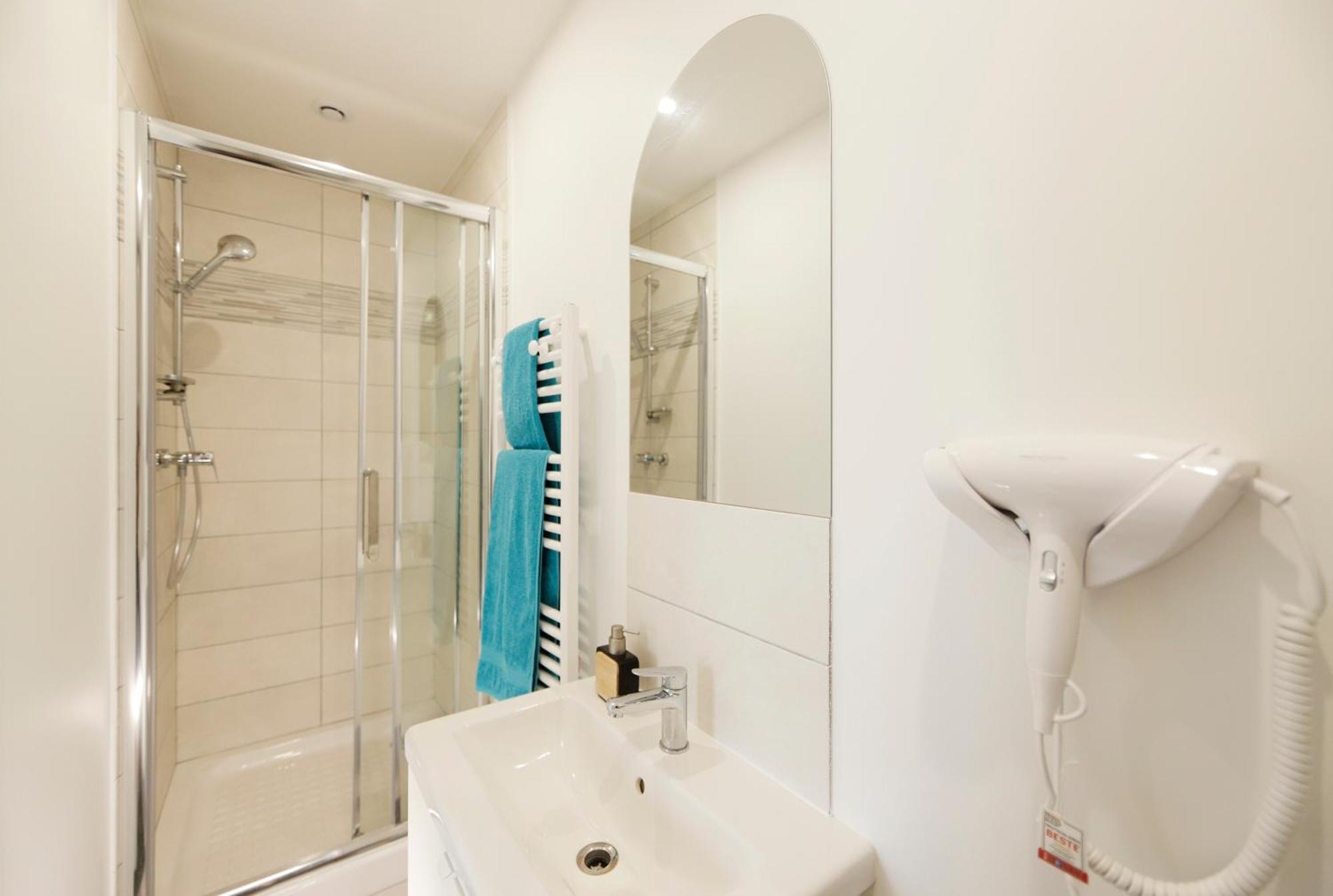 Joli T2, Terrasse Et Jardin, Ideal Pour Familles, A 15 Min De L'Aeroport Roissy Cdg Tremblay-en-France Ngoại thất bức ảnh