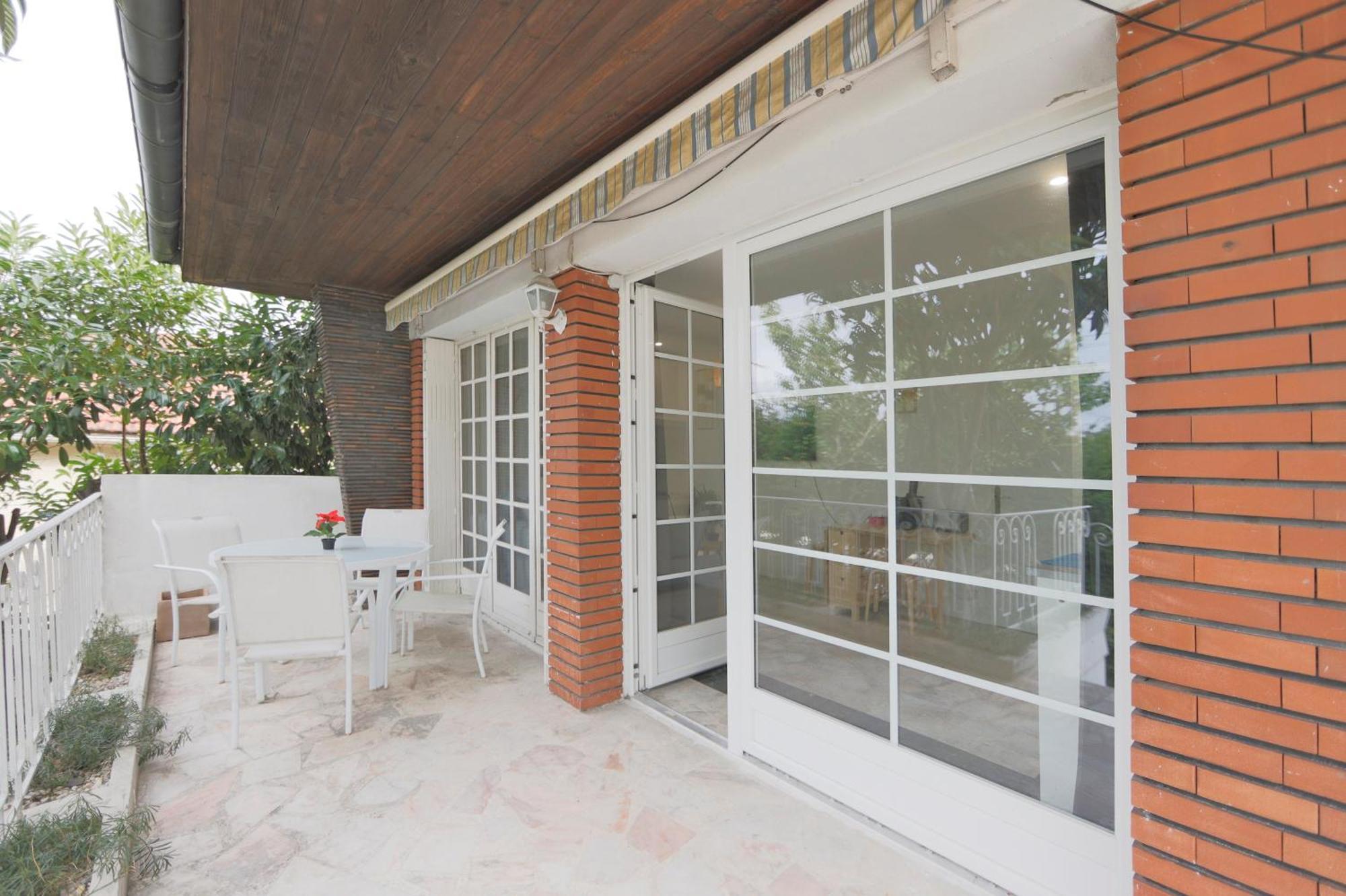 Joli T2, Terrasse Et Jardin, Ideal Pour Familles, A 15 Min De L'Aeroport Roissy Cdg Tremblay-en-France Ngoại thất bức ảnh